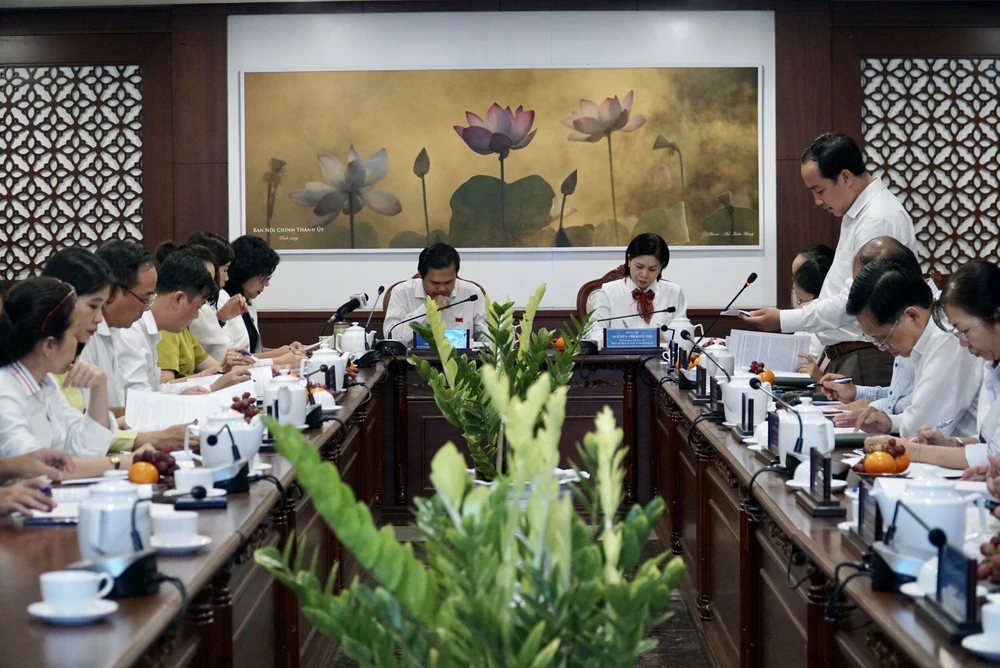 Toàn cảnh buổi giám sát. Ảnh: BẢO PHƯƠNG