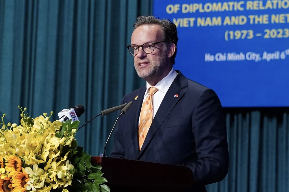 Tổng Lãnh sự Vương quốc Hà Lan tại TP.HCM Daniel Stork phát biểu tại buổi lễ. Ảnh: BP