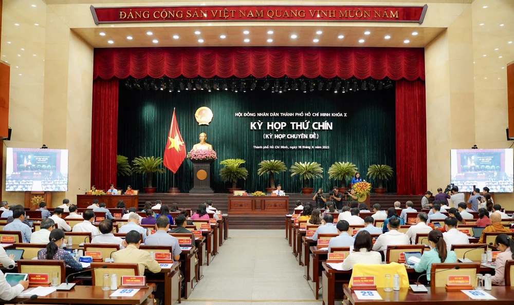 Toàn cảnh kỳ họp thứ 9, HĐND TP. Ảnh: B.P
