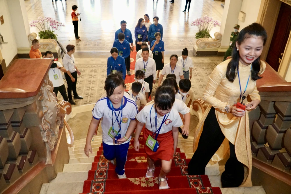 Ngày 30-4 và 1-5 vừa qua, trụ sở HĐND - UBND TP.HCM lần đầu tiên sẽ mở cửa. Ảnh: BẢO PHƯƠNG