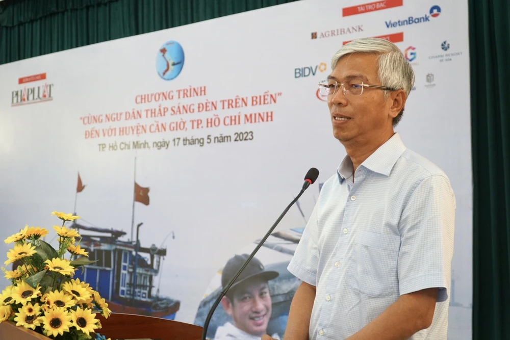 Ông Võ Văn Hoan, Phó Chủ tịch UBND TP.HCM, phát biểu tại buổi lễ. Ảnh: BẢO PHƯƠNG