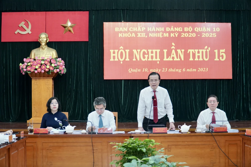 Bí thư Quận ủy quận 10 Lê Văn Minh phát biểu tại hội nghị. Ảnh: BP Bí thư Quận ủy quận 10 Lê Văn Minh phát biểu tại hội nghị. Ảnh: BP
