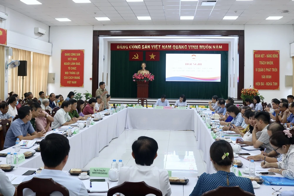 Toàn cảnh hội nghị. Ảnh: B.P Toàn cảnh hội nghị. Ảnh: B.P