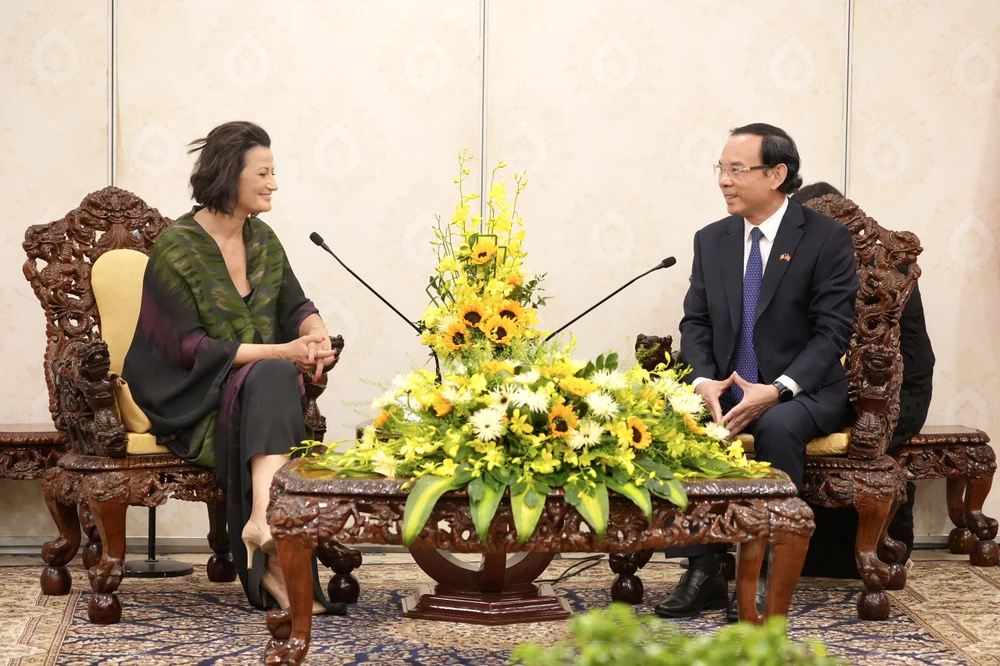 Bí thư Thành ủy TP.HCM Nguyễn Văn Nên tiếp bà Stephanie D’Hose, Chủ tịch Thượng viện Vương quốc Bỉ. Ảnh: BẢO PHƯƠNG