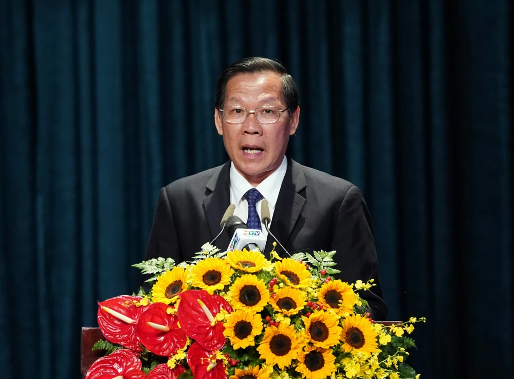 chu-tich-tphcm-phan-van-mai