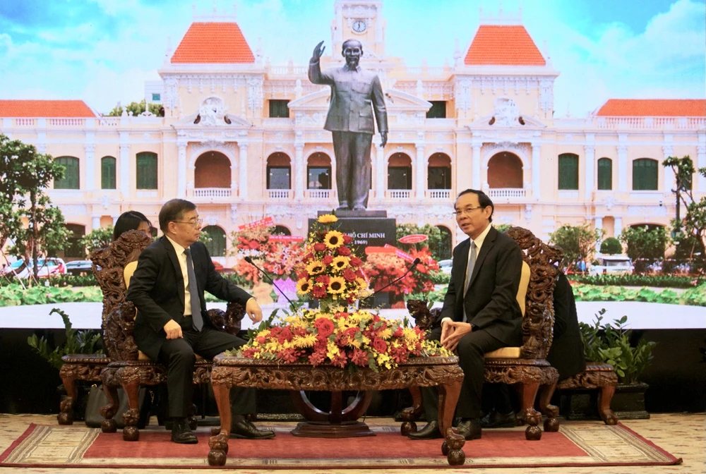 Trưởng Ban Tuyên truyền Trung ương Đảng Cộng sản Trung Quốc.