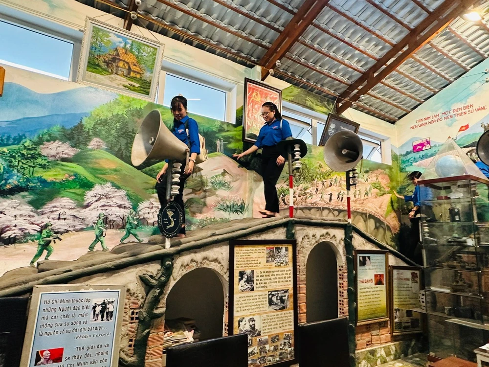 không gian văn hóa Hồ Chí Minh