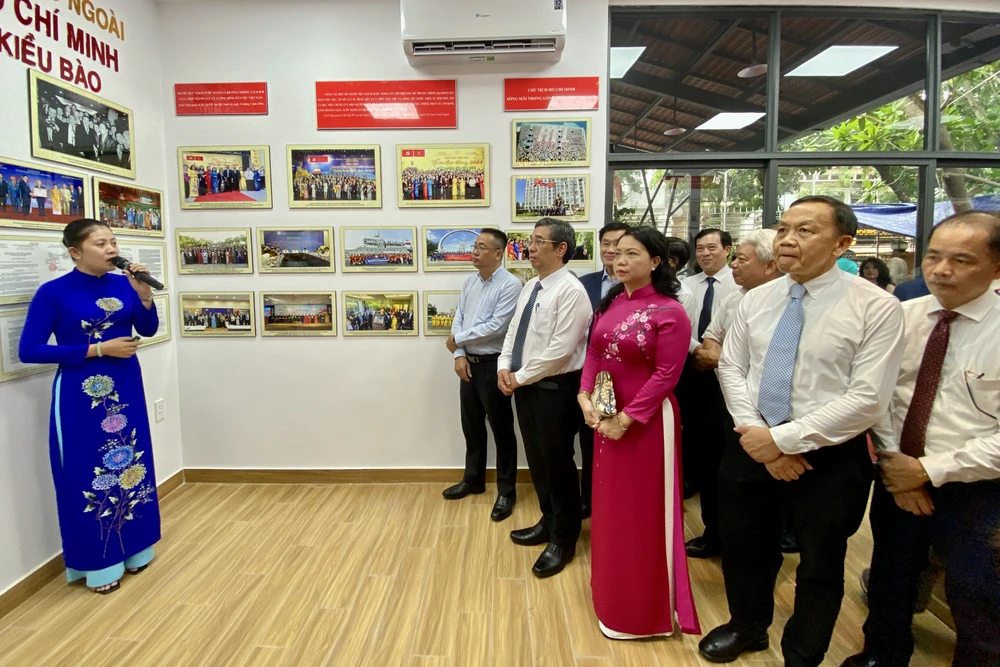 Điểm hẹn kiều bào