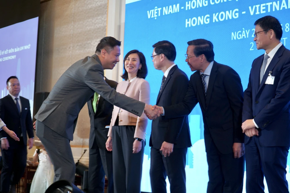 doanh-nghiep-hong-kong-4.JPG doanh nghiệp Hong Kong