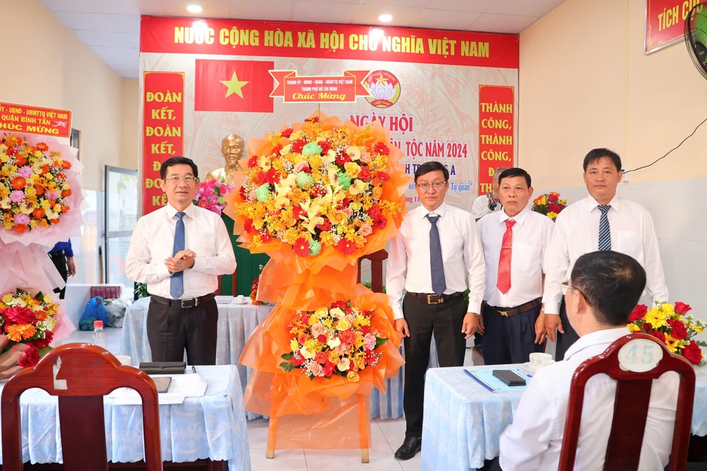 ngay-hoi-dai-doan-ket-toan-dan-toc-12.jpg “Ngày hội Đại đoàn kết toàn dân tộc”