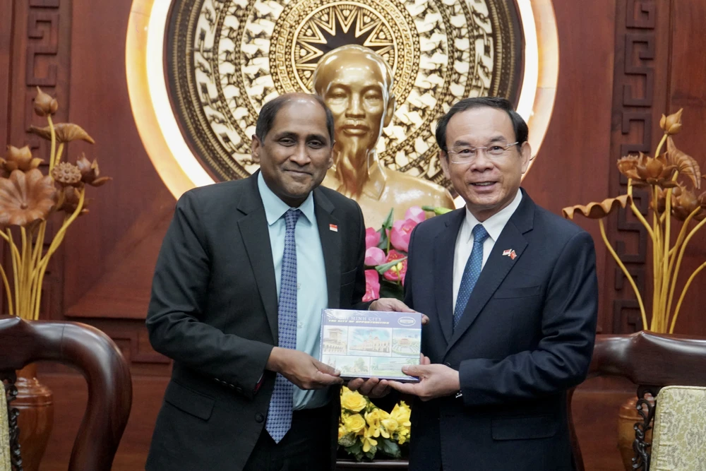 vung-kinh-te-trong-diem-phia-nam-1.JPG vùng kinh tế trọng điểm phía Nam