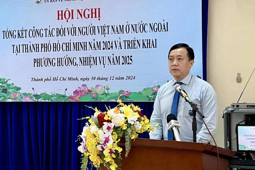 uy-ban-ve-nguoi-viet-nam-o-nuoc-ngoai-tp-2.jpg Ủy ban về Người Việt Nam ở nước ngoài TP