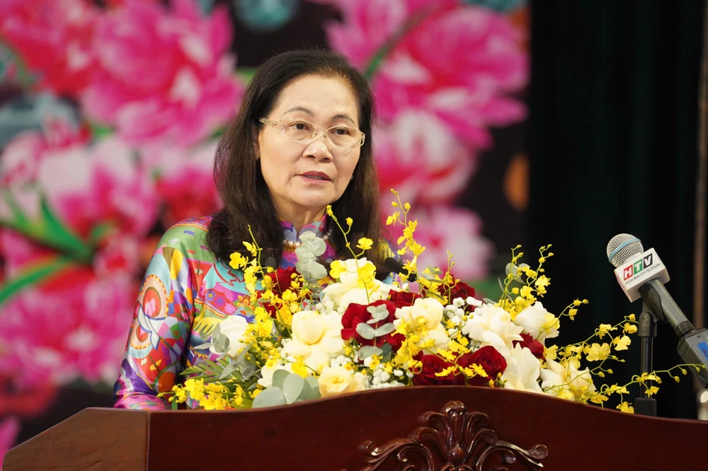 ba-nguyen-thi-le-13.jpg Bà Nguyễn Thị Lệ