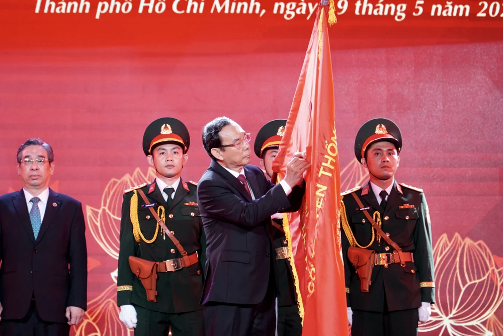 Bí thư Nguyễn Văn Nên bi-thu-nguyen-van-nen-10.JPG