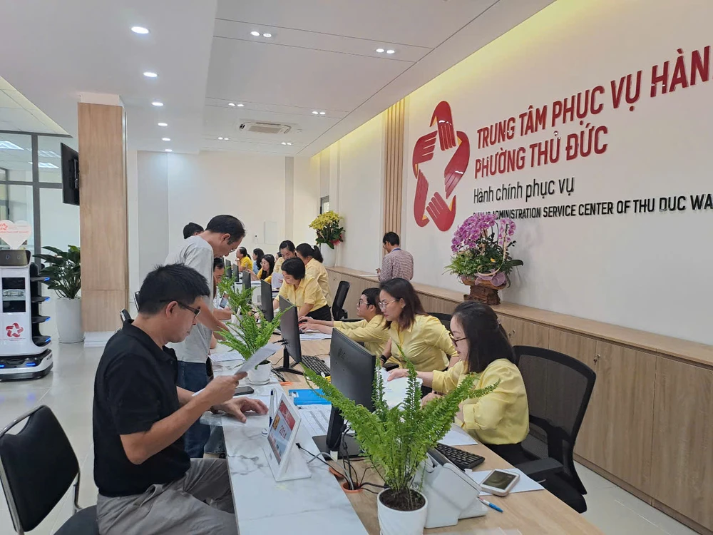 Bộ Nội vụ đề xuất quy định mới về vị trí việc làm, tiền lương với viên chức