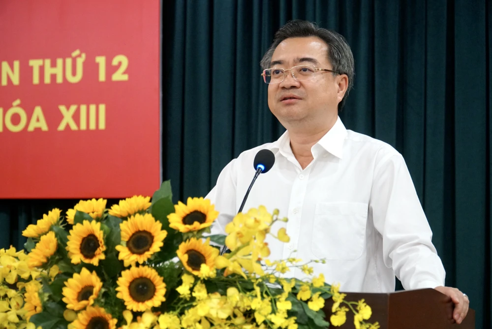 hoihoi-nghi-lan-thu-12-1.JPG Ông Nguyễn Thanh Nghị: Hội nghị lần thứ 12 thể hiện rõ tinh thần đổi mới tư duy, hành động quyết liệt