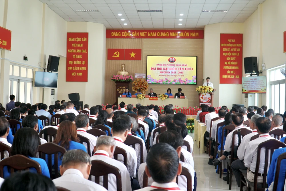 phuong-binh-dong-2.JPG Phường Bình Đông sẽ di dời 4.700 căn nhà ven kênh, kinh phí hơn 31.000 tỉ đồng