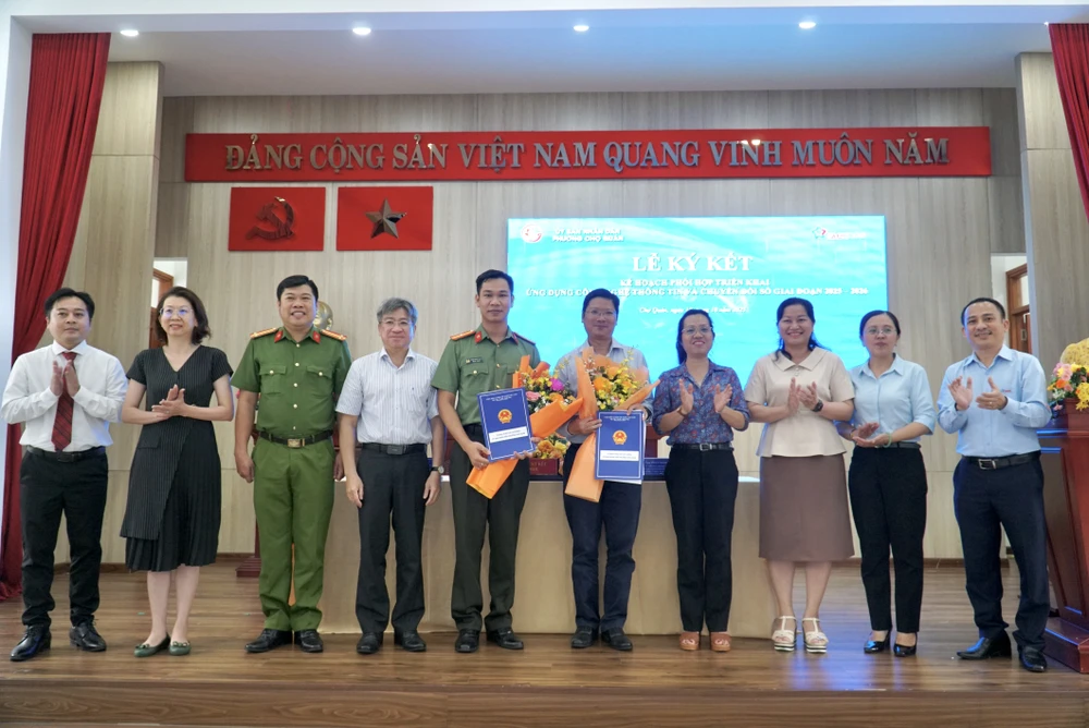 phuong-cho-quan-5.JPG TP.HCM: Phường Chợ Quán đưa trí tuệ nhân tạo vào phục vụ thủ tục hành chính