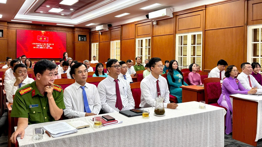 dang-bo-tp-9.jpg Đại hội đại biểu Đảng bộ TP.HCM lần thứ I