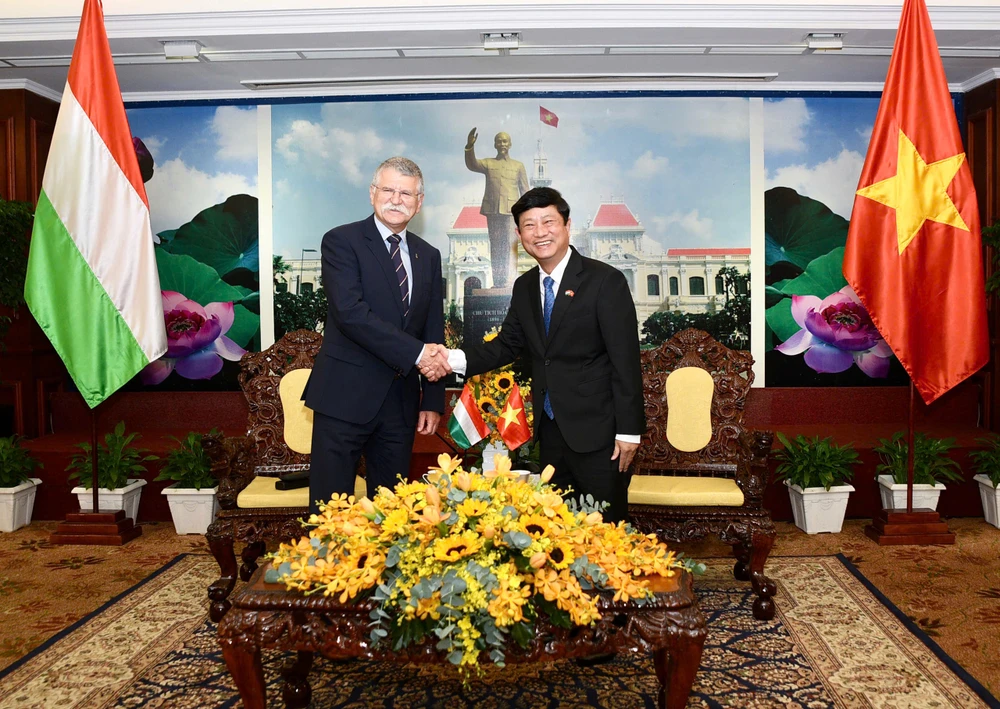 chu-tich-quoc-hoi-Hungary-5.jpg Chủ tịch Quốc hội Hungary Kover Laszlo