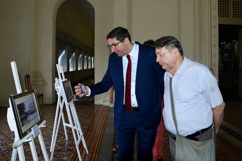 Chu-tich- quoc-hoi-Hungary-25.jpg