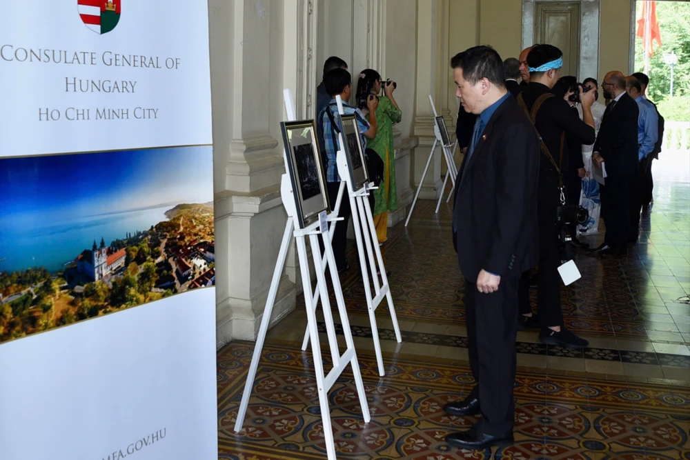 Chu-tich- quoc-hoi-Hungary-26.jpg