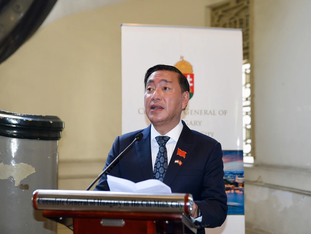 Chu-tich- quoc-hoi-Hungary-36.jpg