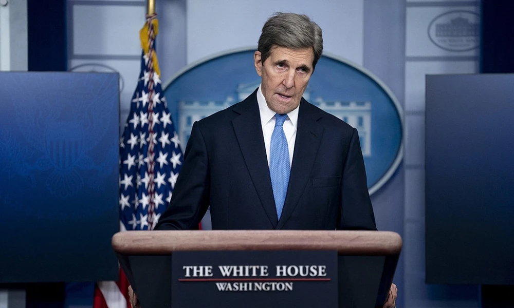Đặc phái viên khí hậu Mỹ - ông John Kerry. Ảnh: REUTERS
