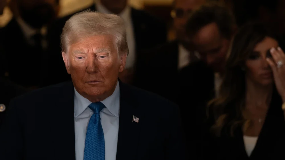 Biết gì về Tu chính án 14 - cơ sở được dùng để loại tên ông Trump khỏi phiếu bầu?