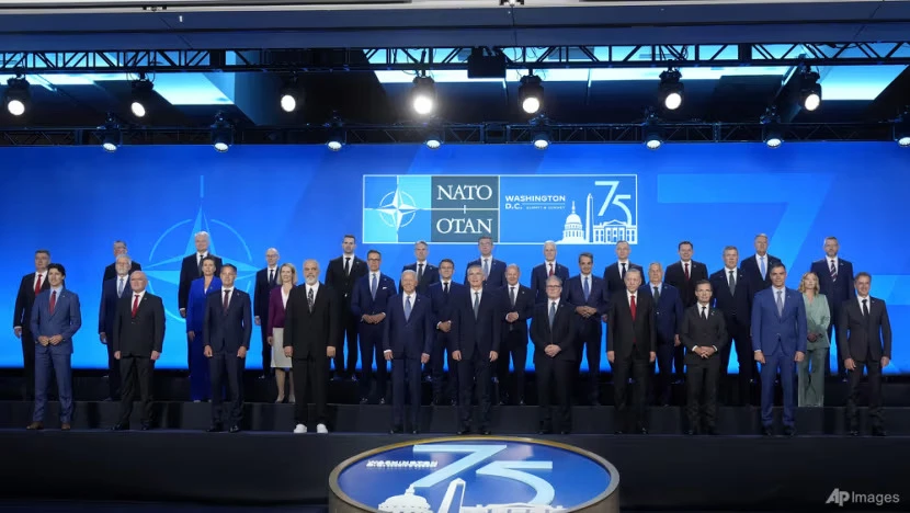 Ông Trump quay lại