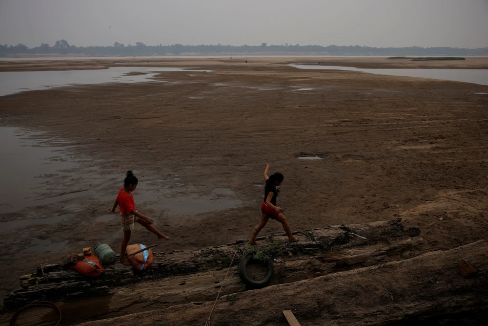 hạn hán lịch sử amazon 2.png