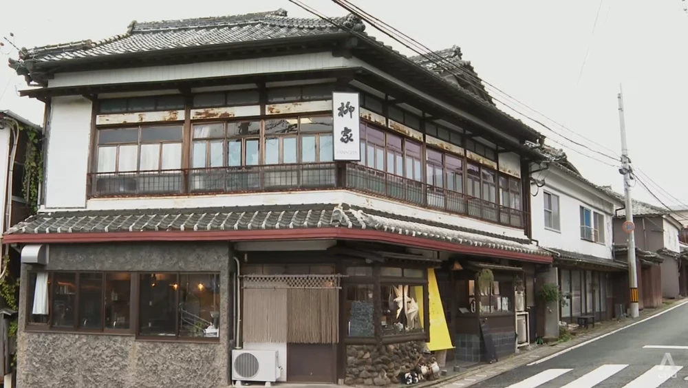 nhà bỏ trống nhà bỏ hoang nhật 3.png