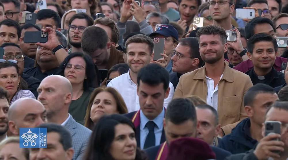 27a99f82-1a38-4905-a871-11b44790474b.jfif