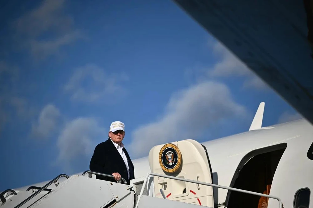 Qatar tặng ông Trump máy bay