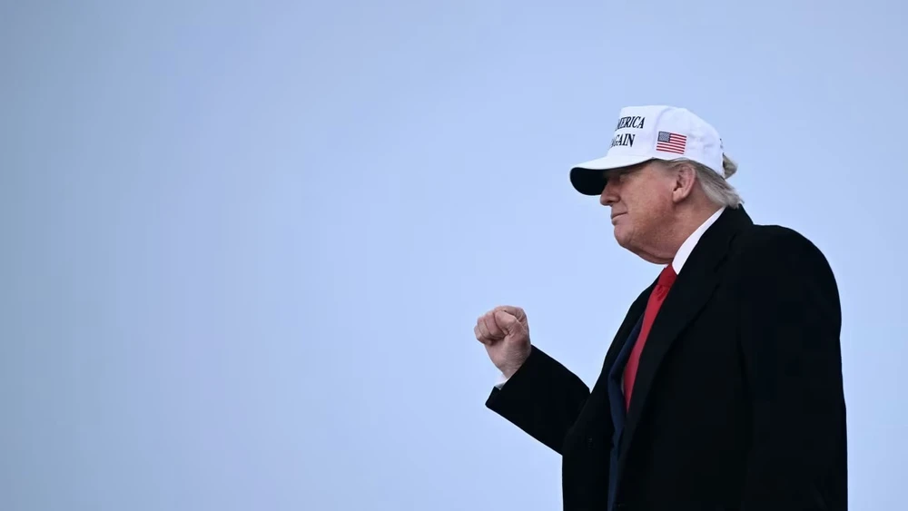 Ông Trump chịu áp lực từ lưỡng đảng về xung đột Israel-Iran