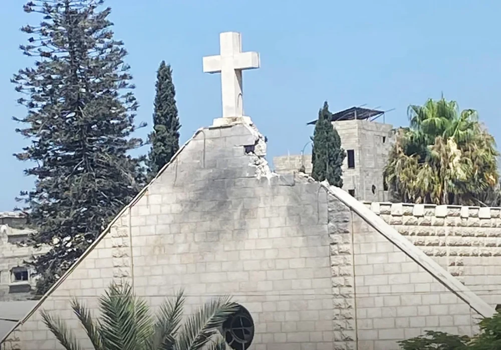 Israel pháo kích trúng nhà thờ, Dải Gaza, Israel, Tổng thống Trump.png