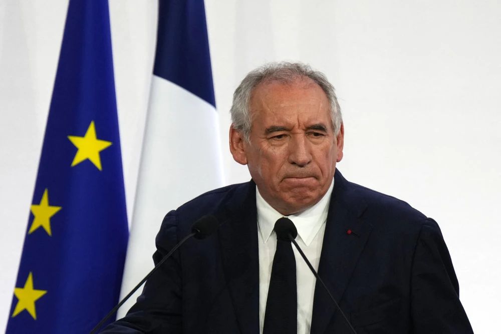 khủng hoảng chính trị, Thủ tướng Pháp, Bayrou, Tổng thống Pháp, Macron.jpg