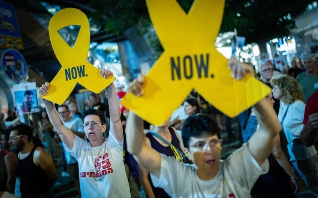 Những cuộc biểu tình 'nước chảy đá mòn' ở Israel