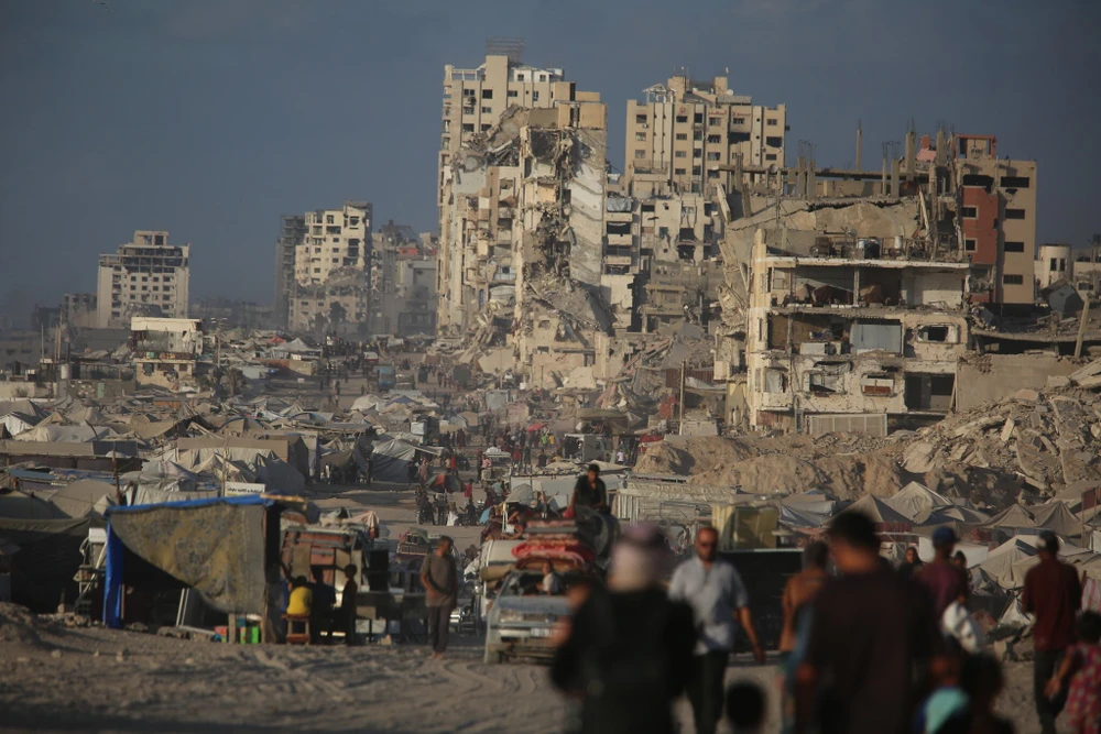 (PLO)- Cuộc chiến ở Gaza kéo dài gần 2 năm gây ảnh hưởng không nhỏ hình ảnh của Israel, nhất là khi cuộc khủng hoảng nhân đạo tại Gaza ngày càng nghiêm trọng.