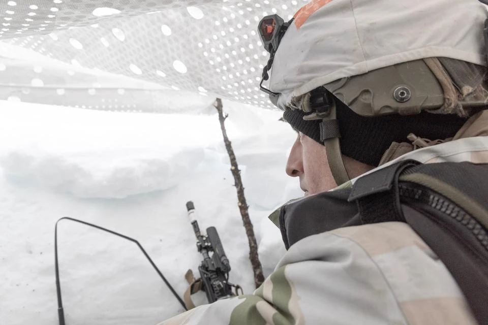 Điều đáng sợ không ngờ đối với binh sĩ ở Bắc Cực