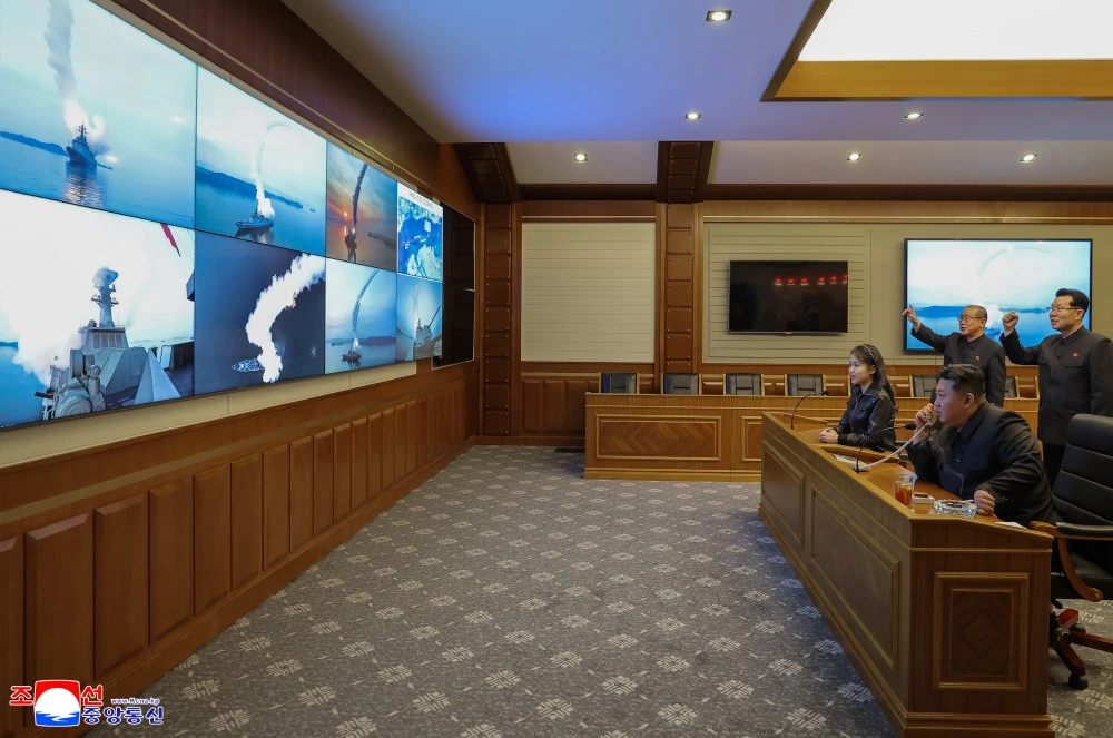 Lanh-dao-Trieu-Tien-Kim-Jong--un.kcmsf