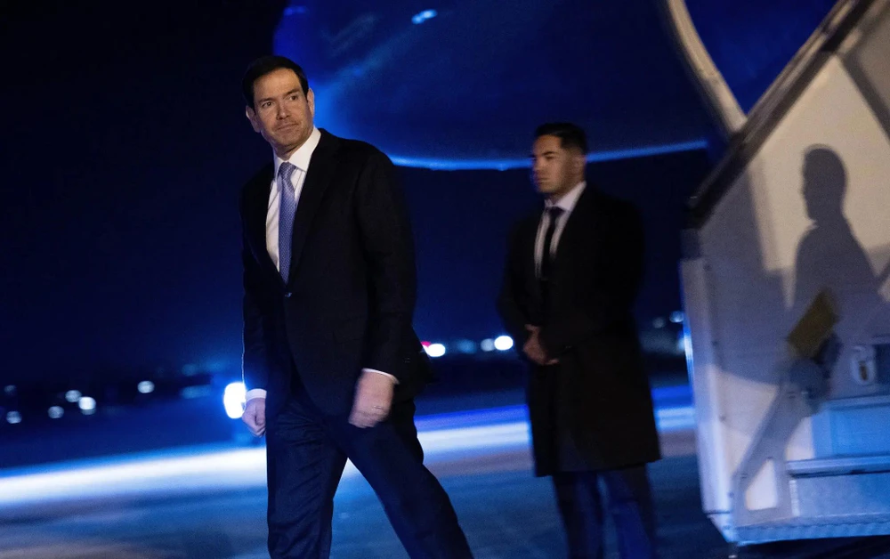 27israel-iran-g7-preview-cqtg-superJumbo.jpg