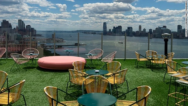 15 quán bar 'trên mây' đẹp nhất thế giới ảnh 12