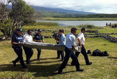 Chuyên gia Mỹ: Mảnh vỡ vừa phát hiện có thể là của MH370 - ảnh 1