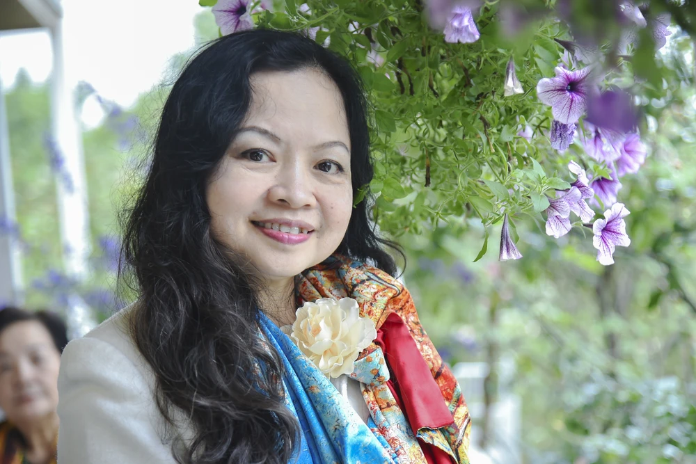 Đại sứ Luận Thùy Dương