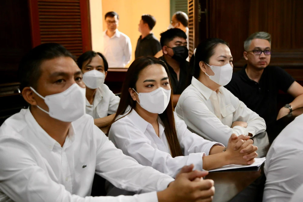 Người có liên quan trong xét xử Ngọc Trinh