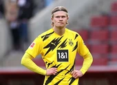 Erling Haaland bị tố mắc bệnh ngôi sao, chơi đểu đồng nghiệp