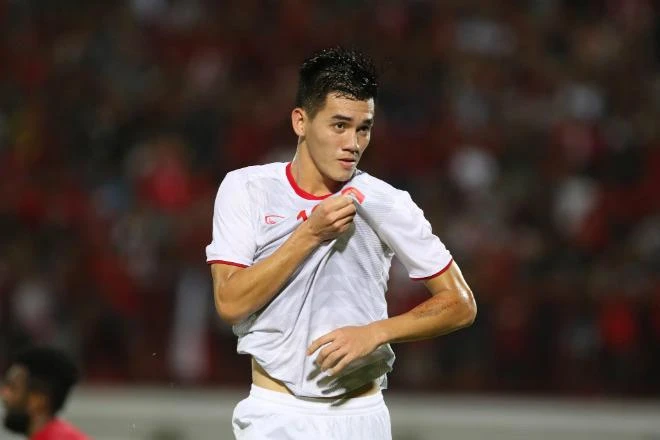 Tiền đạo Tiến Linh và hai cầu thủ trên 23 tuổi khác là Hùng Dũng, Hoàng Đức ngày 14-4 mới hội quân. Ảnh: ANH PHƯƠNG.