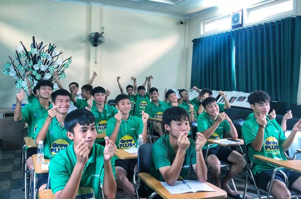 Môi trường đào tạo bóng đá trẻ tại Học viện Nutifood JMG thân thiện và trong lành. Ảnh: ANH THÔNG.