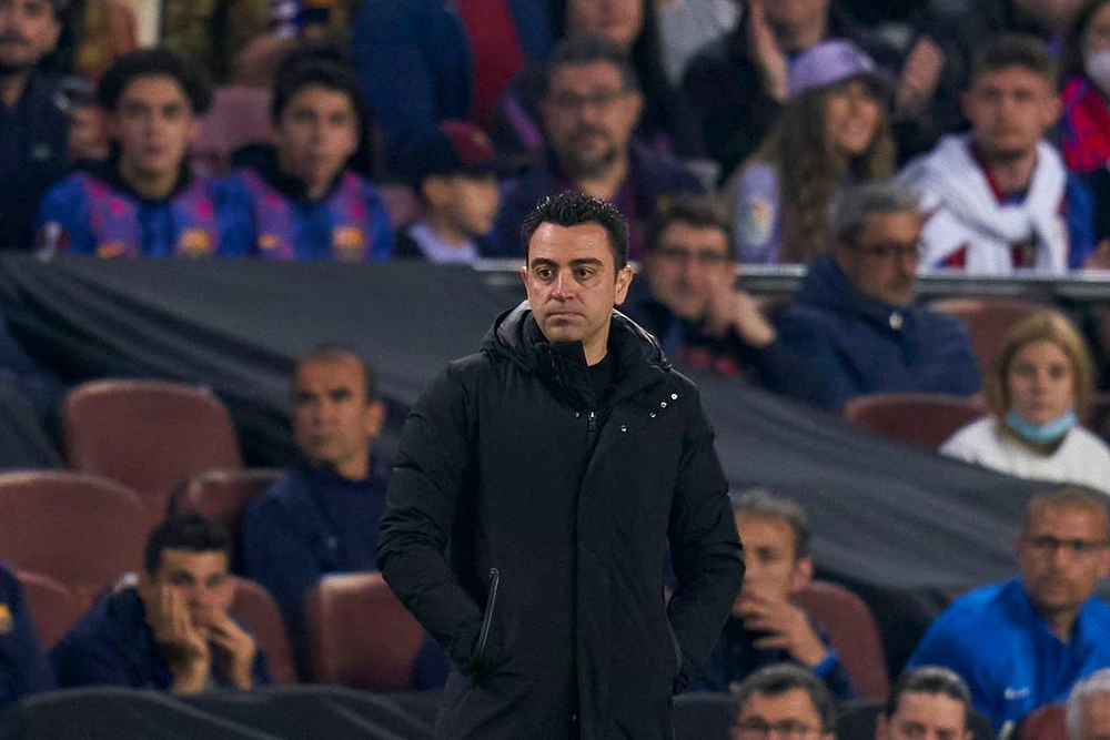 HLV Xavi đang ở thế khó với sự trồi sụt thất thường của Barcelona. Ảnh: CGI.